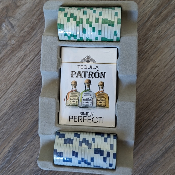 Patron mini poker set - NWOT - Picture 3 of 6